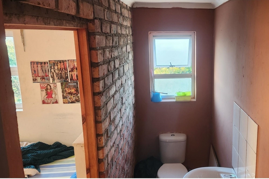 15 Bedroom Property for Sale in Beacon Bay Eastern Cape